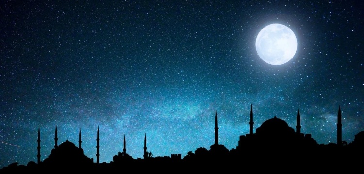 İstanbul resmi rakamlara göre 1694 yaşına bastı