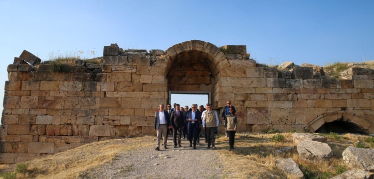 Blaundos Antik Kenti'nde 2025 yılı kazı sezonu başladı