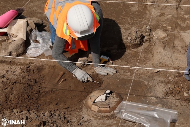 Meksika'daki Tula Harabeleri Yakınlarında İnsan Kalıntıları Bulunan Antik Toltek Sunağı Keşfedildi