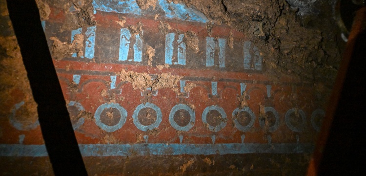 Define Çukurundan Kültürel Hazineye: Van'da Urartu Freskleri Koruma Altında