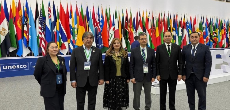 15 Aralık Dünya Türk Dili Ailesi Günü olarak ilan edildi