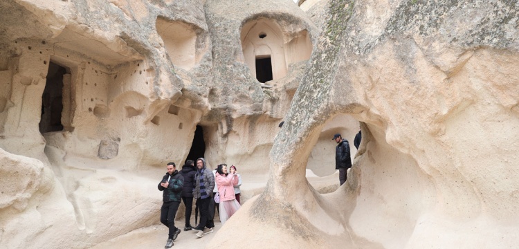 Kapadokya’da Zelve ve Paşabağı 1,27 Milyon Ziyaretçiyi Aştı