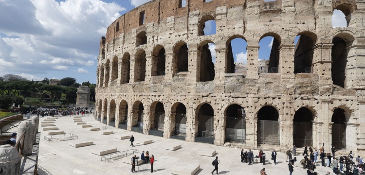 Kolezyum’un Güney Koridorları Restorasyon Sonrası Yeniden Ziyarete Açıldı