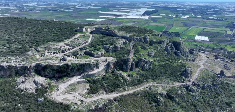 Sillyon Antik Kenti: 7 Bin Yıllık Kesintisiz Yerleşimin Arkeolojik Tanıklığı