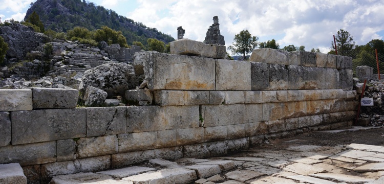 Adada Antik Kenti’nde 17 Asırlık Yaşamın İzleri Gün Yüzüne Çıkıyor