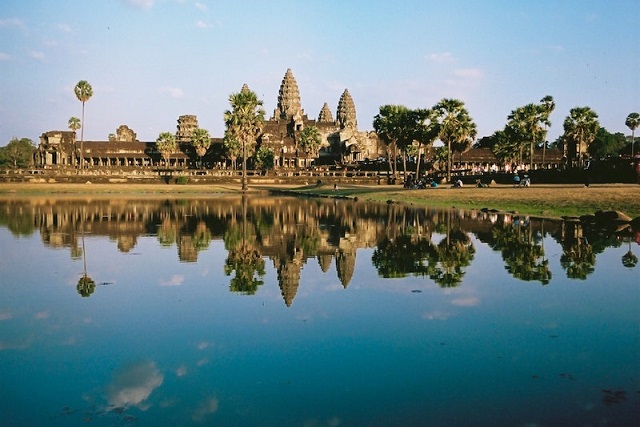 Dünyanın En Büyük Dini Kompleksi: Angkor Wat