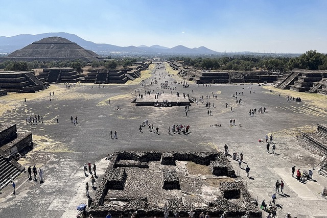 Demokrasi Sanıldığından Daha Derin Küresel Köklere Sahip