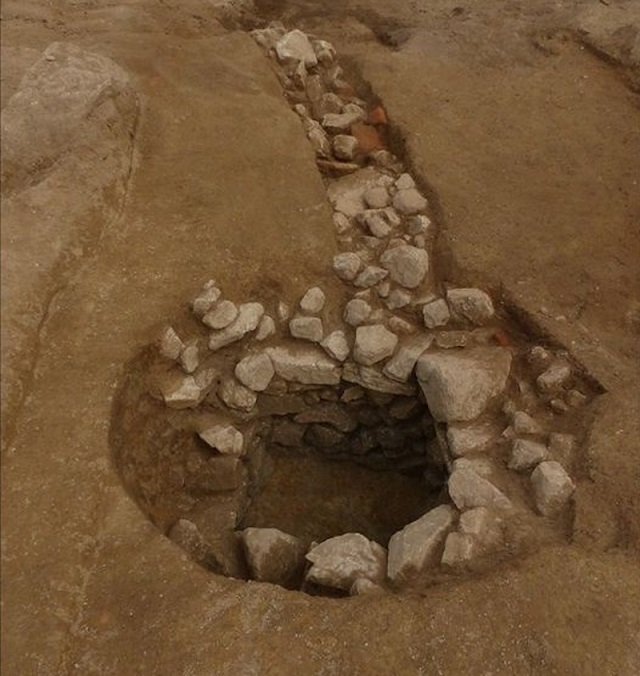Neolitik Kutsal Su Kaynağının Üstünde Roma Kalıntıları Keşfedildi
