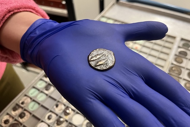 Fenike Sikkesi İngiltere’de Otobüs Bileti Olarak Kullanılmış