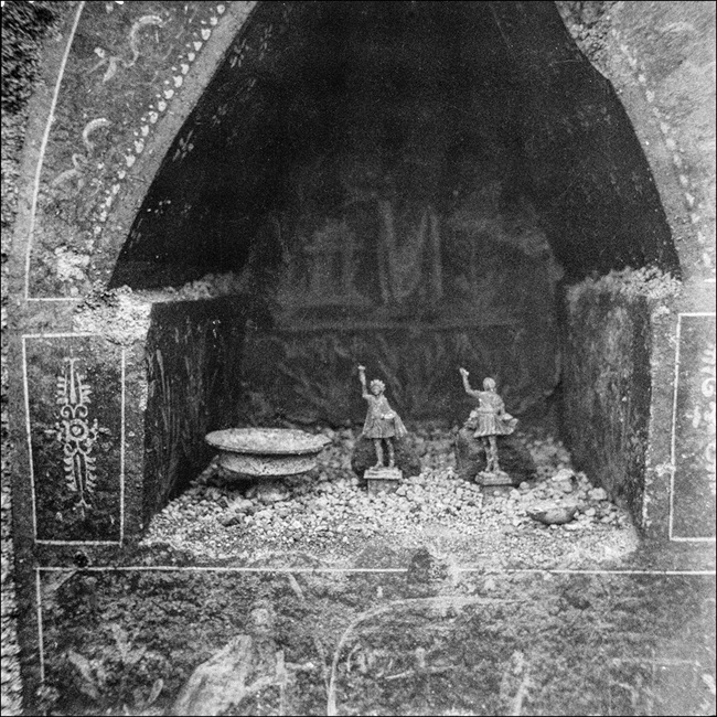 Pompeii’de 2.000 Yıllık Küller, Romalı Ailelerin Evlerinde Tanrılara Ne Yaktığını Ortaya Çıkardı