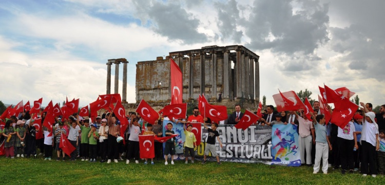 Aizanoi Antik Kenti'nde Spor ve Tarih Aynı Sahada Buluştu