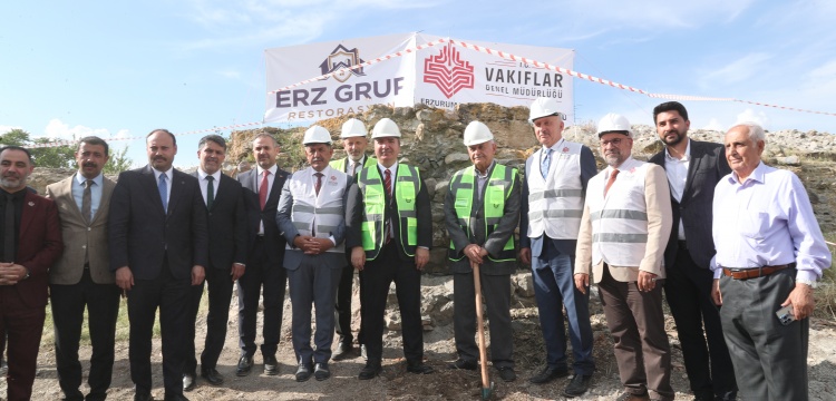 Erzincan Arkeopark Projesi için ilk kazma törenle vuruldu