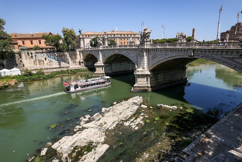 Kuraklık, Roma’daki Nero Köprüsünü Ortaya Çıkardı