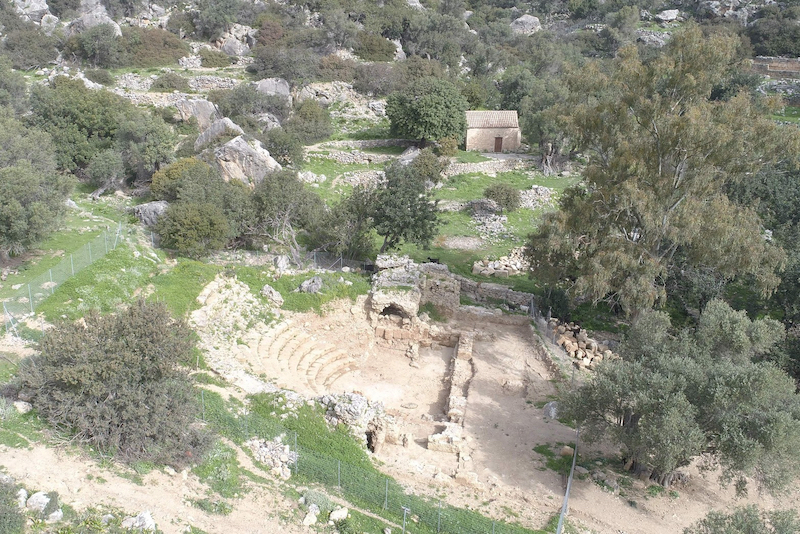 Girit Adasının Uzak Bir Köşesinde Odeon Yapısı Bulundu