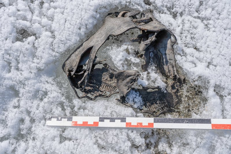 Norveç’teki Bir Dağda 1.700 Yıllık Sandalet Bulundu