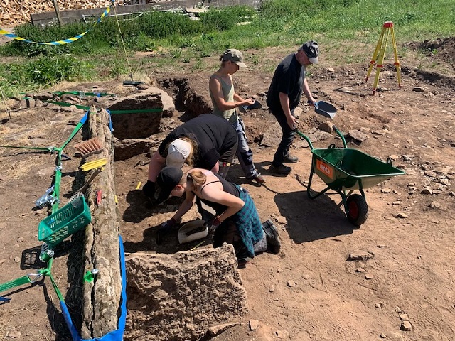 İsveç’te, İskandinavya’nın En Eski Dolmenlerinden Biri Bulundu