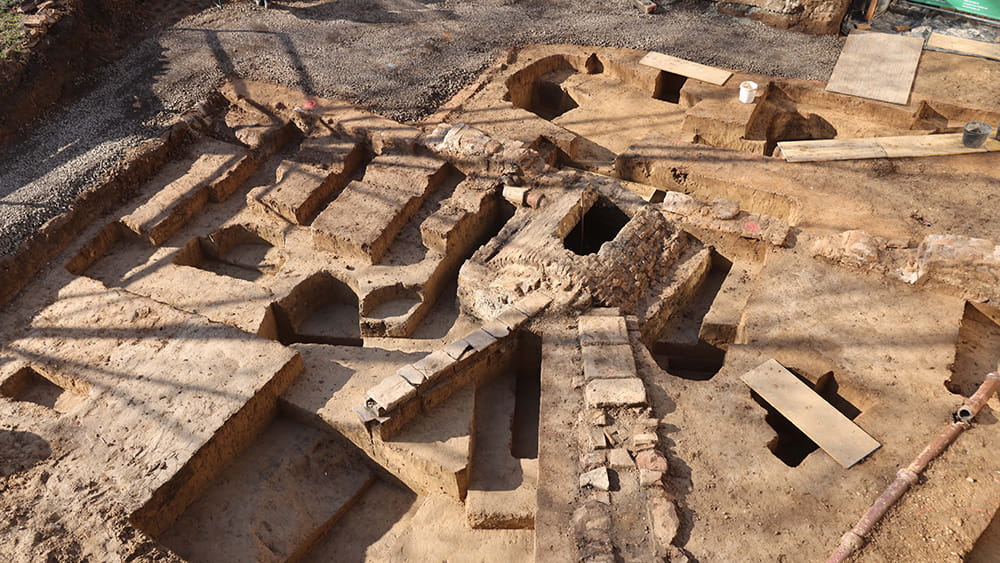 Frankfurt, Höchst kazılarında bilinen en eski Roma askeri kampını ortaya çıkardı.